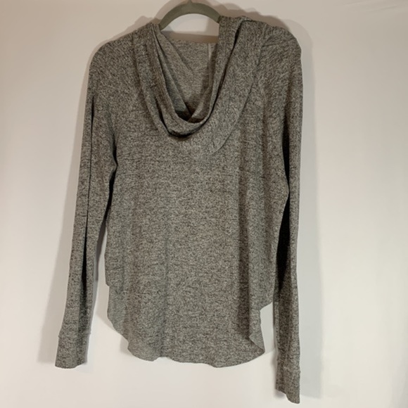 Aritzia TNA Grey Pullover Sweater - Picture 5 of 9